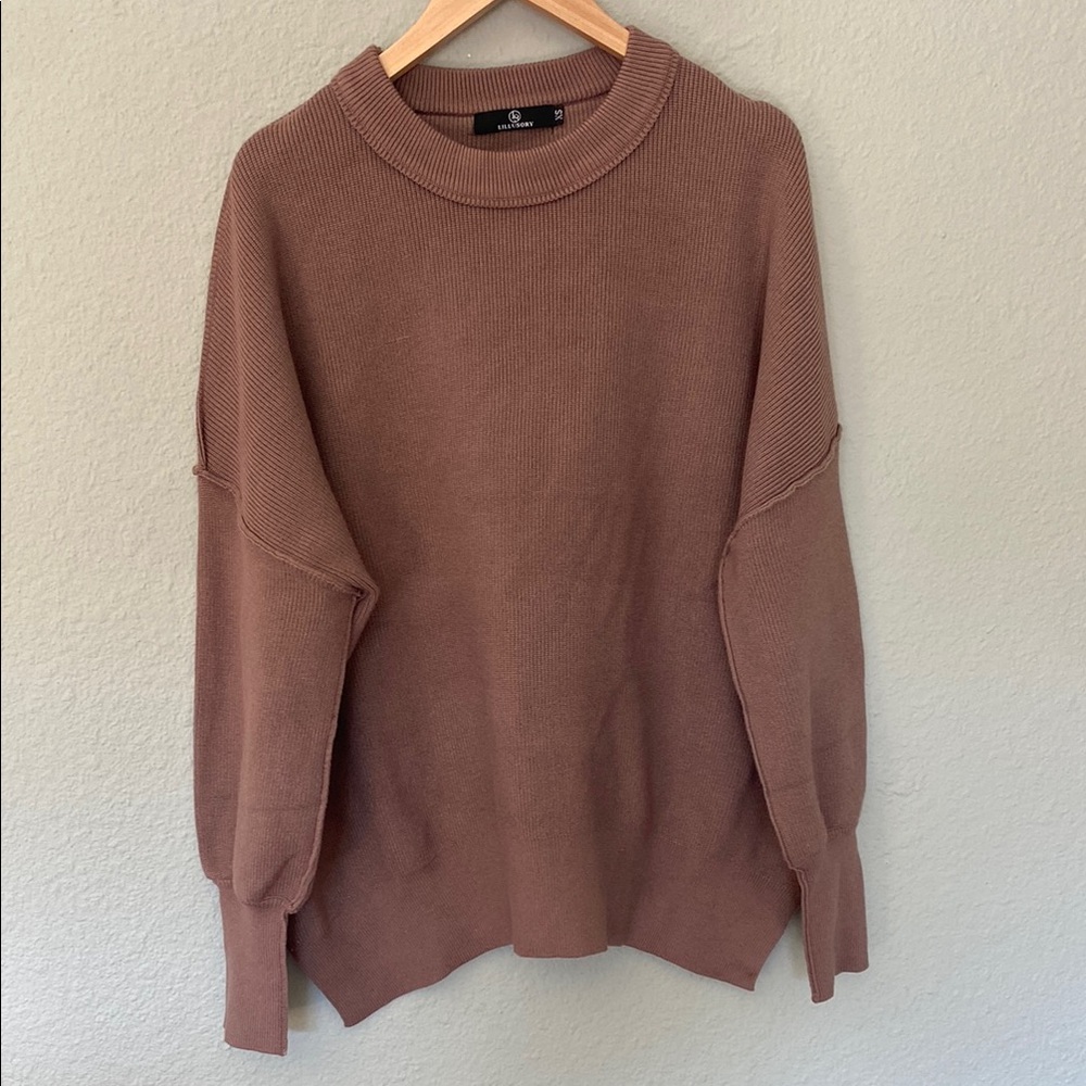 Cozy Brown Crew Neck Sweater with Relaxed Fit